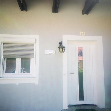 Aparthouse Alfa1 Aparthotel Catez ob Savi Esterno foto