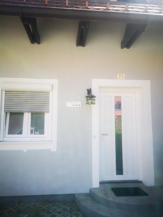 Aparthouse Alfa1 Aparthotel Catez ob Savi Esterno foto