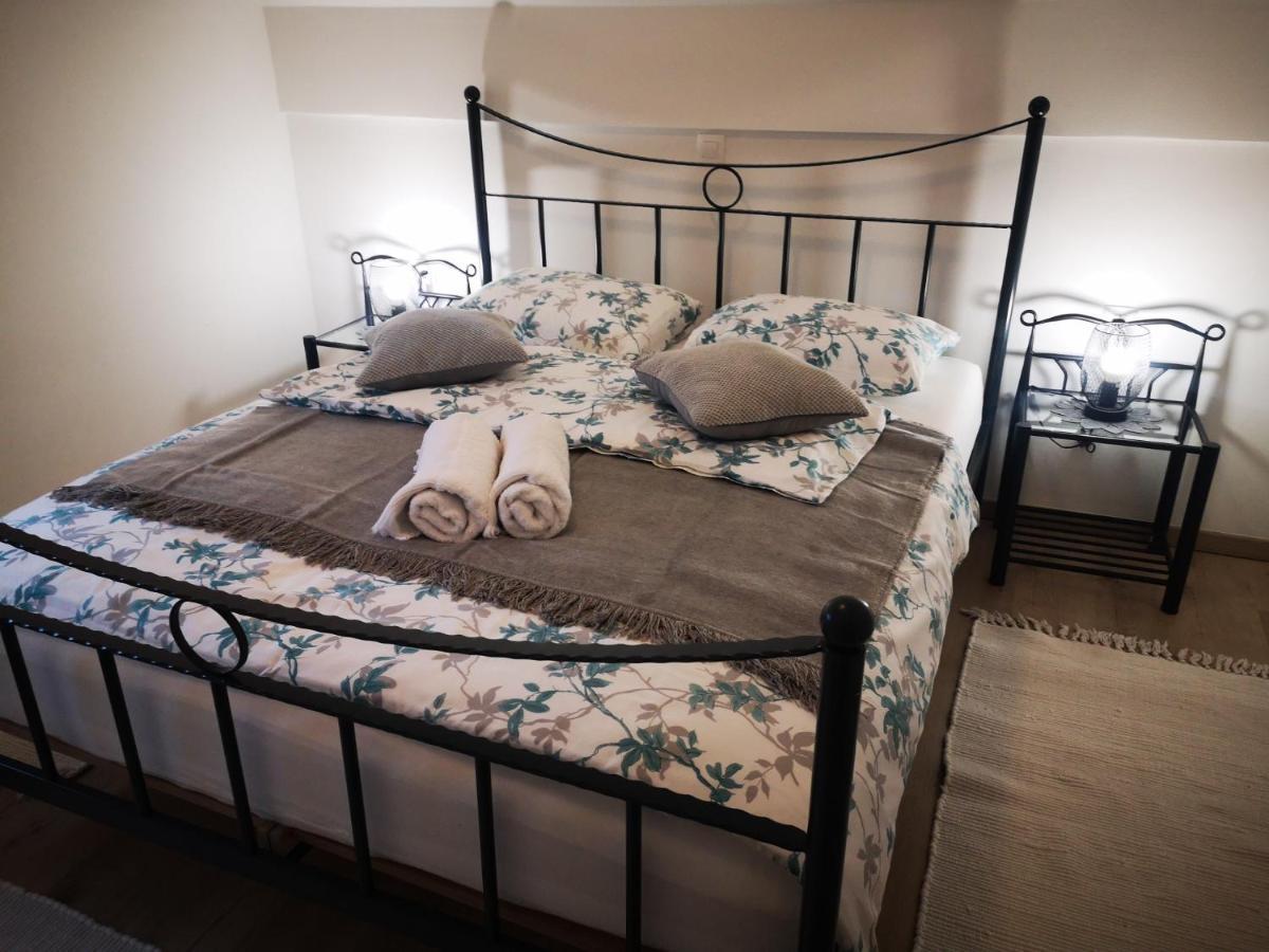Aparthouse Alfa1 Aparthotel Catez ob Savi Esterno foto