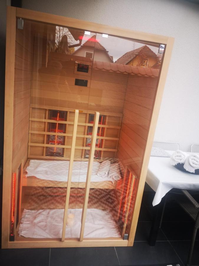 Aparthouse Alfa1 Aparthotel Catez ob Savi Esterno foto